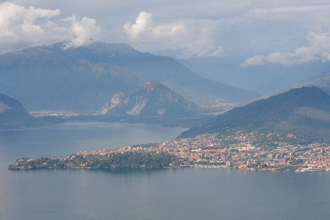 Ausblick über den Lago Maggiore Ausblick über den Lago Maggiore